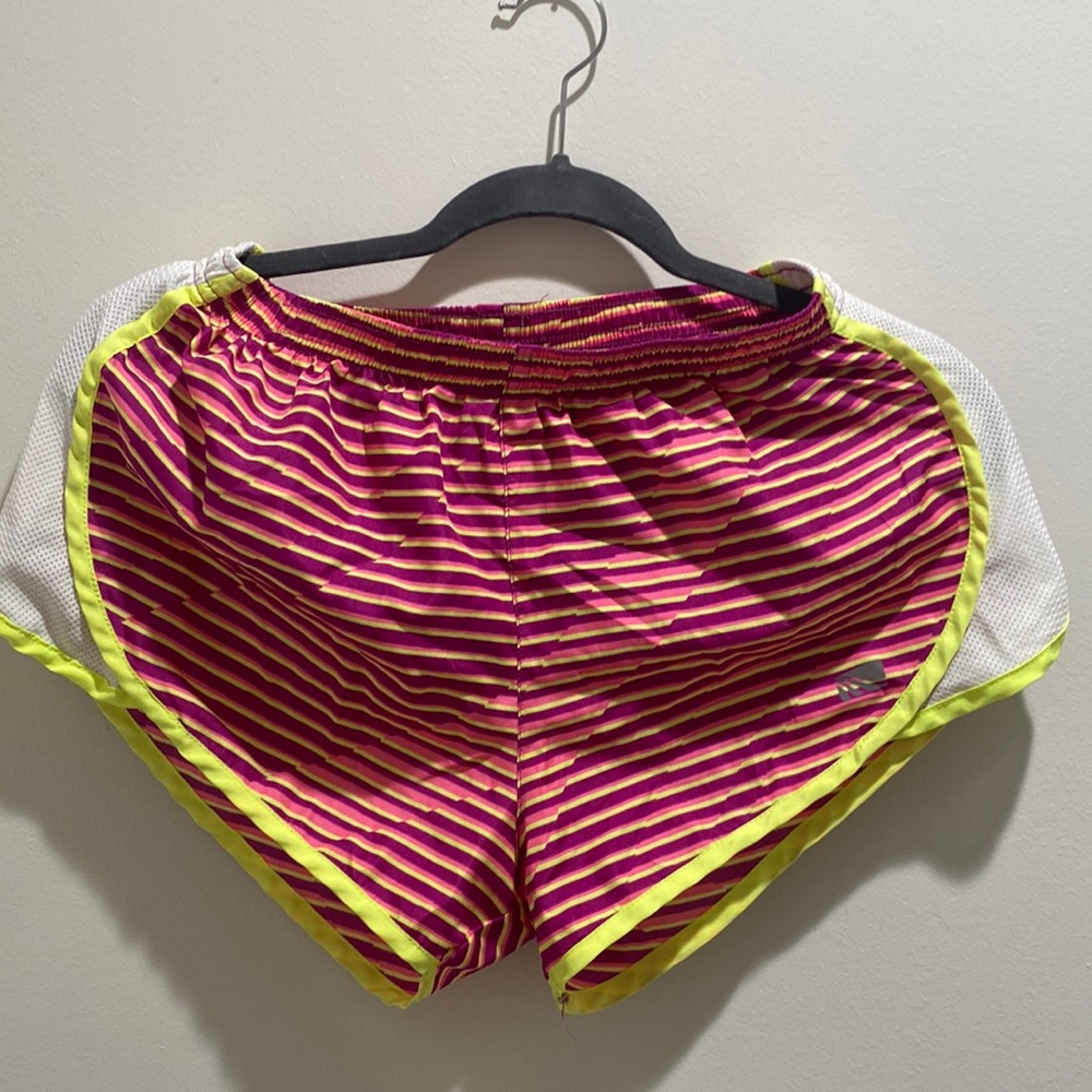 Athletic shorts for women size small
